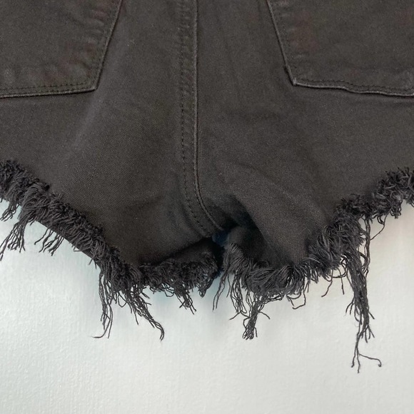 Kancan Black Distressed Destroyed Ripped Denim Raw Hem Jean Shorts Size 27 - Picture 14 of 16